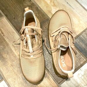 EUC pink/coral sorrel